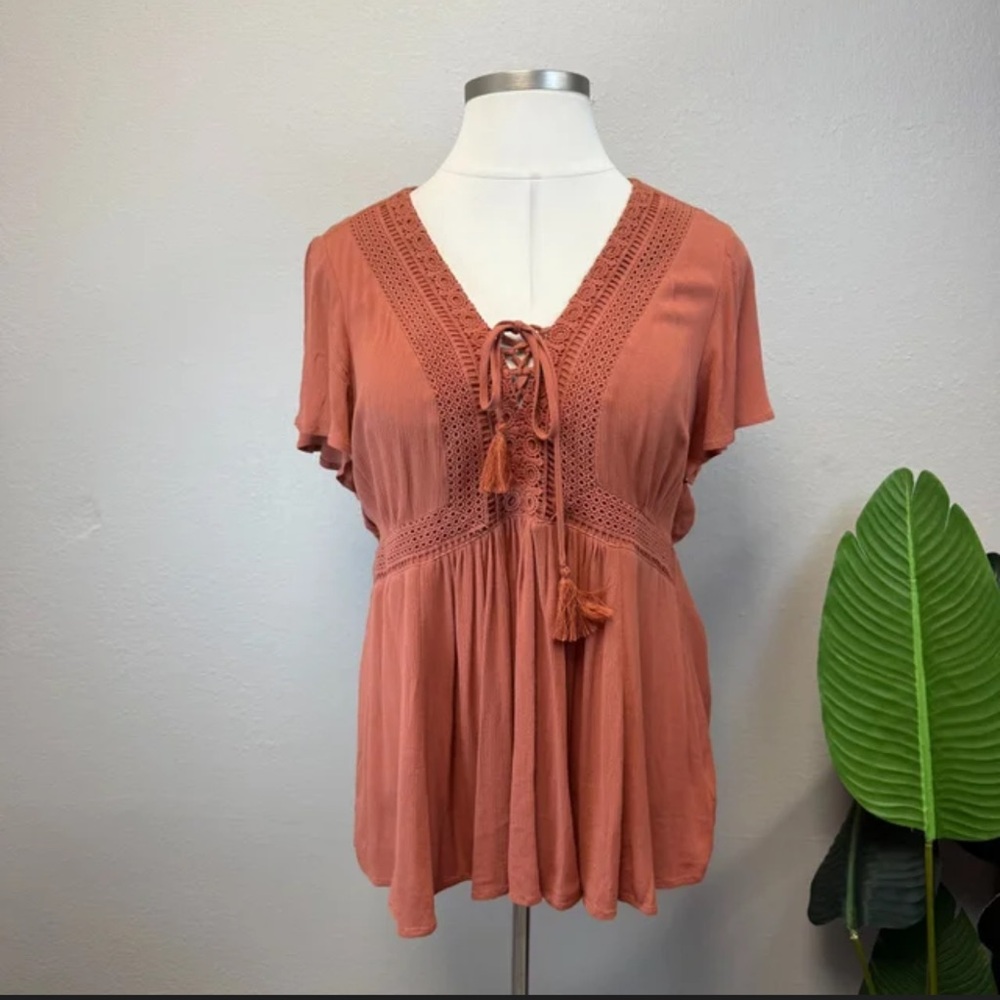 Torrid Babydoll Crinkle Gauze Crochet Inset Lace-Up To Womens size 1